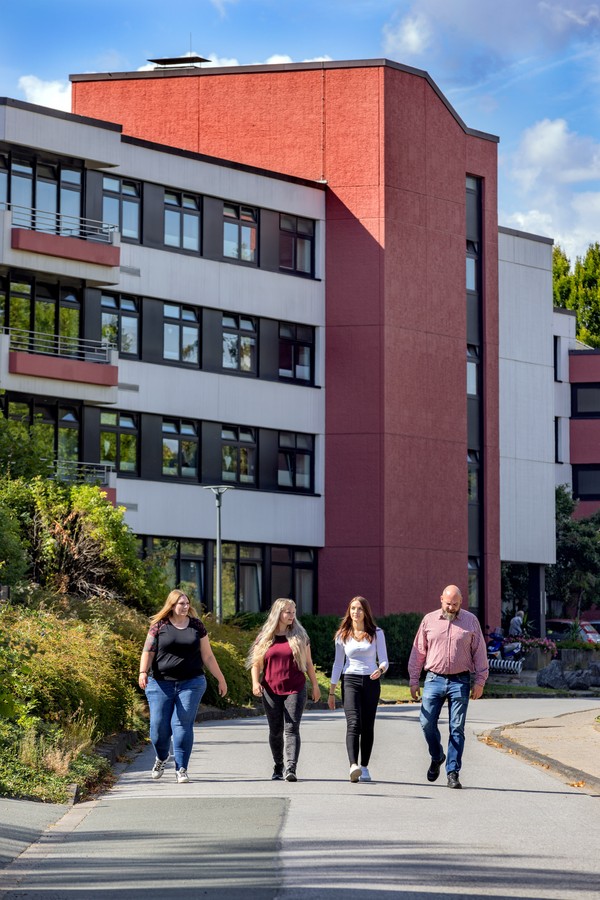 Das Labor befindet sich im Haus 26 auf dem Gesundheitscampus Weist.