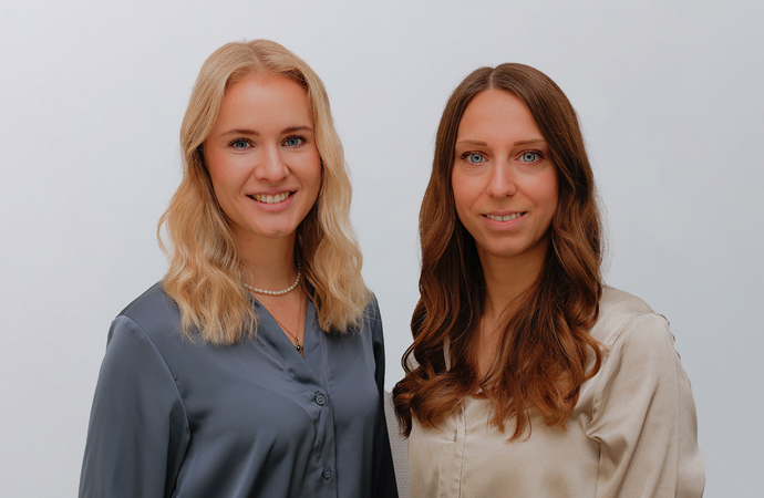 von links: Lorina Maria Schmidt und Veronika Klassen